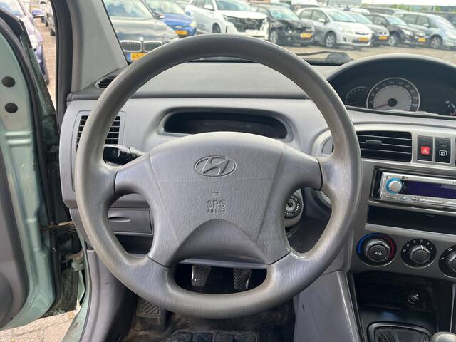 Hyundai Matrix 1.6i Dynamic - Airco - Schade