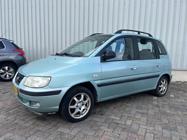 Hyundai Matrix 1.6i Dynamic - Airco - Schade