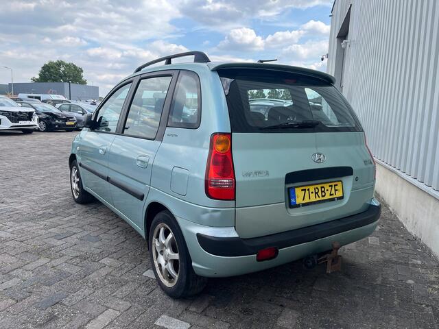 Hyundai Matrix 1.6i Dynamic - Airco - Schade