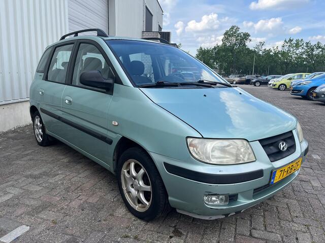 Hyundai Matrix 1.6i Dynamic - Airco - Schade