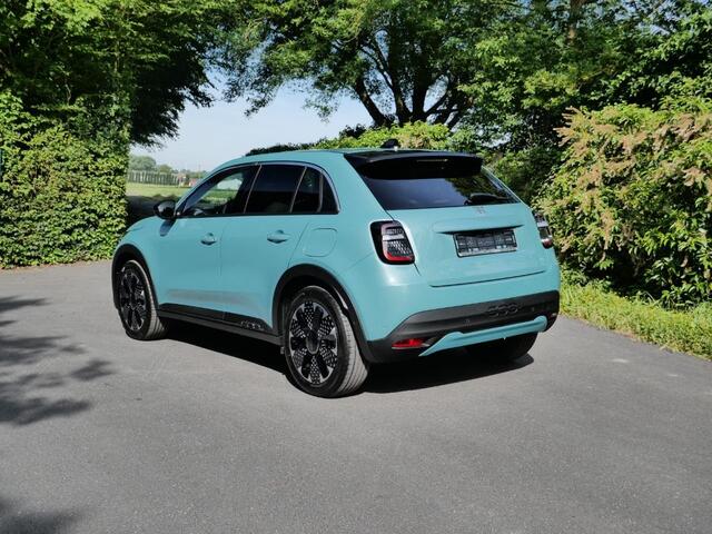 Fiat 600 La Prima, 54kWh, 156 PK, 405 KM autonomie