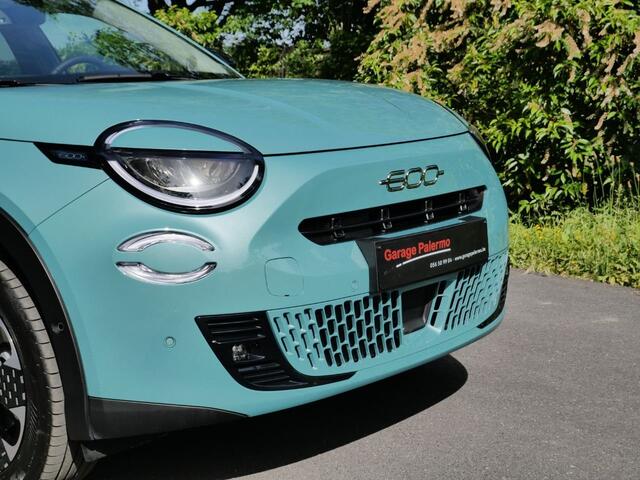 Fiat 600 La Prima, 54kWh, 156 PK, 405 KM autonomie