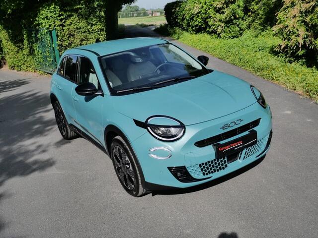 Fiat 600 La Prima, 54kWh, 156 PK, 405 KM autonomie