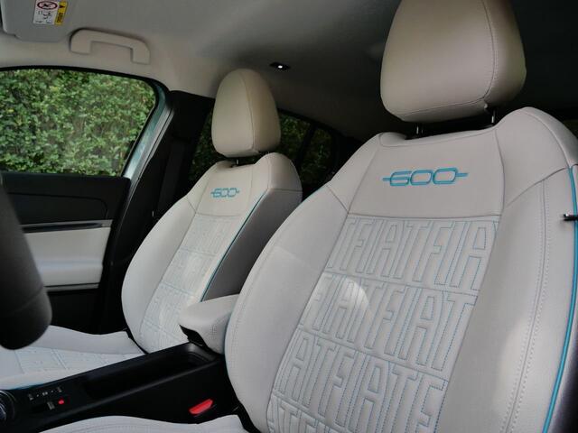 Fiat 600 La Prima, 54kWh, 156 PK, 405 KM autonomie