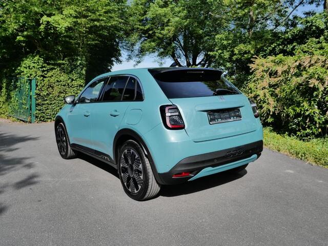 Fiat 600 La Prima, 54kWh, 156 PK, 405 KM autonomie