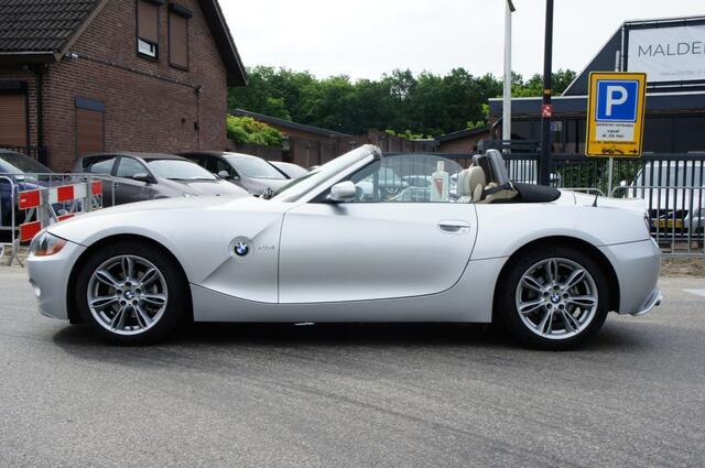 BMW Z4 2.5I S LEDER/CRUISE NL-AUTO BIJZONDER MOOI