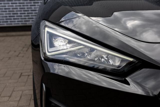Cupra Leon 1.4 e-Hybrid VZ Adrenaline | Plug-in Hybrid PHEV | Achteruitrijcamera | Parkeersensoren | Keyless Entry | Navigatie | Apple Carplay | Android Aut