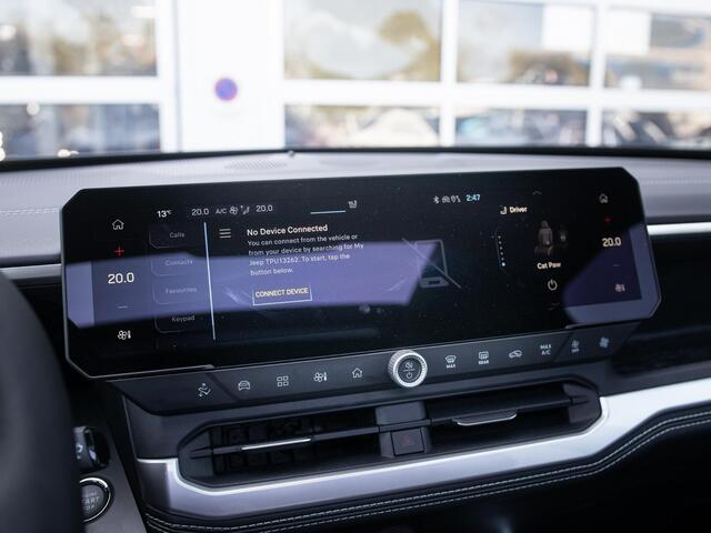 Jeep Compass First Edition 74 kWh | Direct leverbaar | Adapt. Cruise | Camera | Carplay | 20 | Elektr. A-Klep | Navi | Winter Pack | Schuif/Kanteldak | Pre