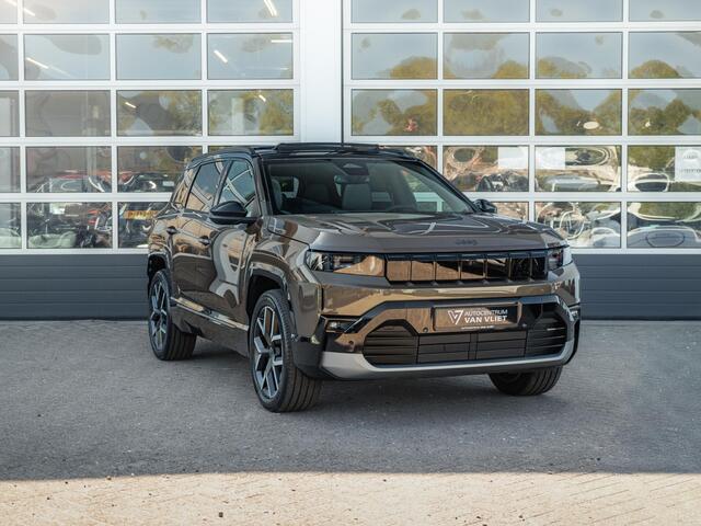 Jeep Compass First Edition 74 kWh | Direct leverbaar | Adapt. Cruise | Camera | Carplay | 20 | Elektr. A-Klep | Navi | Winter Pack | Schuif/Kanteldak | Pre