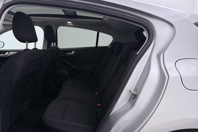 Ford Focus 1.0 EcoBoost Titanium Business | Org NL | Panoramadak | Bang & Olufsen | Winter Pack | CarPlay | Camera | Adap. Cruise