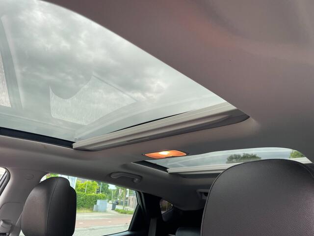 Hyundai IX35 2.0i i-Catcher Aut./ Leder/ Schuifdak/ Trekh./ Stoelverw./ Navi/Camera