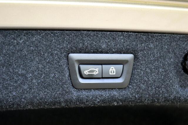 BMW 5-Serie 520i High Executive Edition Rijklaarprijs-Garantie Leder Navigatie Trekhaak Schuifdak Led Camera