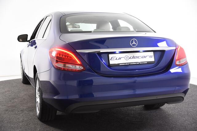 Mercedes-Benz C-Klasse 180 CDI LeerPDCElektrische stoelverstellingPDC