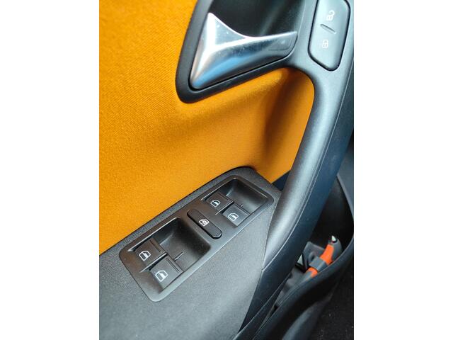 Volkswagen Polo 1.2-12V  Let op: Defecte motor 