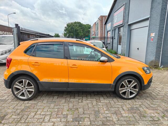 Volkswagen Polo 1.2-12V  Let op: Defecte motor 