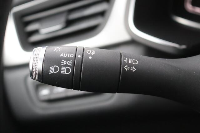 Renault Captur 1.3 TCe 140 Intens Trekhaak/Navigatie/Camera/Cruise-control