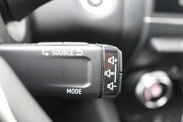 Renault Captur 1.3 TCe 140 Intens Trekhaak/Navigatie/Camera/Cruise-control