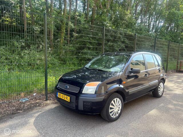Ford Fusion 1.4-16V Champion Airco | Trekhaak | APK 06-2026 | NAP