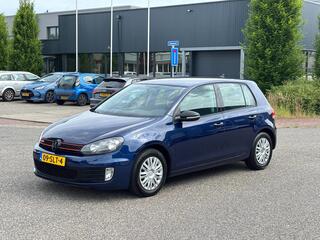 Volkswagen Golf VI