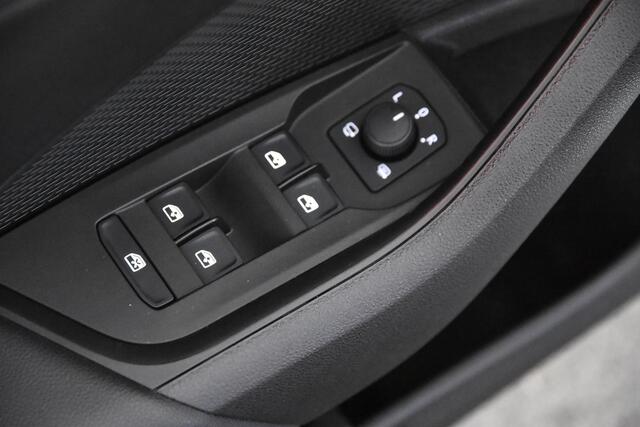 Skoda Octavia Combi e-TSI Ambition DSG 1ste eigenaarNavigatieStoelverwarmingTrekhaak