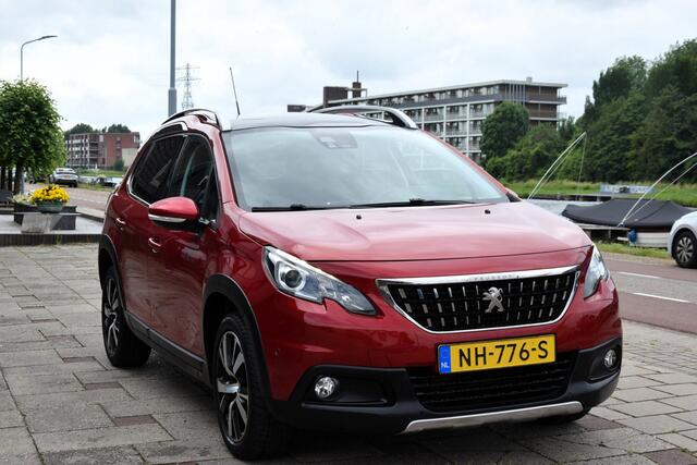 Peugeot 2008 1.2 PureTech Allure Camera Carplay Automaat Pano