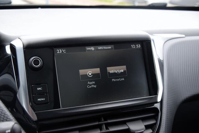 Peugeot 2008 1.2 PureTech Allure Camera Carplay Automaat Pano