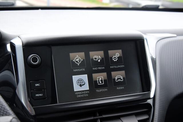 Peugeot 2008 1.2 PureTech Allure Camera Carplay Automaat Pano