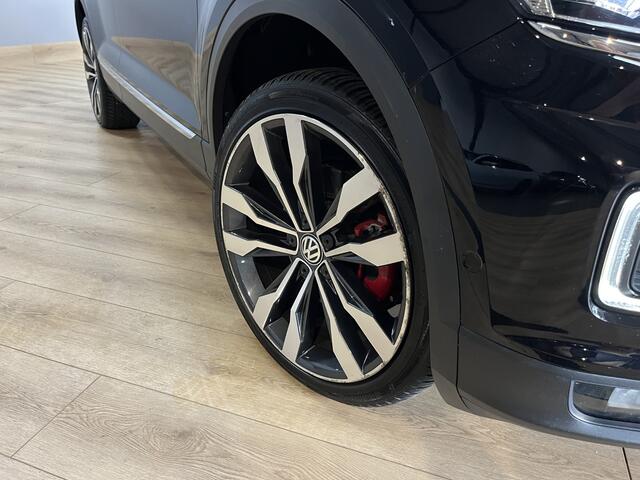 Volkswagen T-ROC 2.0 TSI 4Motion Sport Airco ECC | LED | Panorama | Leer | Virtual | Adaptive Cruise | 19 velgen | Trekhaak | Apple Carplay Android auto | Isofix