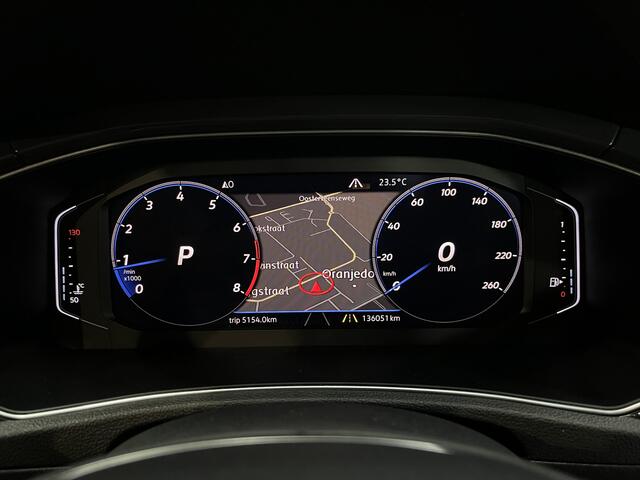 Volkswagen T-ROC 2.0 TSI 4Motion Sport Airco ECC | LED | Panorama | Leer | Virtual | Adaptive Cruise | 19 velgen | Trekhaak | Apple Carplay Android auto | Isofix