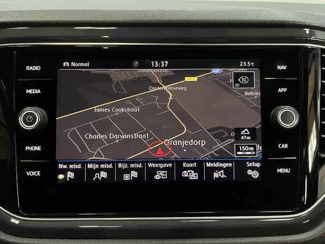 Volkswagen T-ROC 2.0 TSI 4Motion Sport Airco ECC | LED | Panorama | Leer | Virtual | Adaptive Cruise | 19 velgen | Trekhaak | Apple Carplay Android auto | Isofix