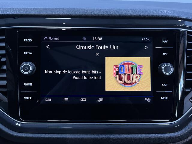 Volkswagen T-ROC 2.0 TSI 4Motion Sport Airco ECC | LED | Panorama | Leer | Virtual | Adaptive Cruise | 19 velgen | Trekhaak | Apple Carplay Android auto | Isofix