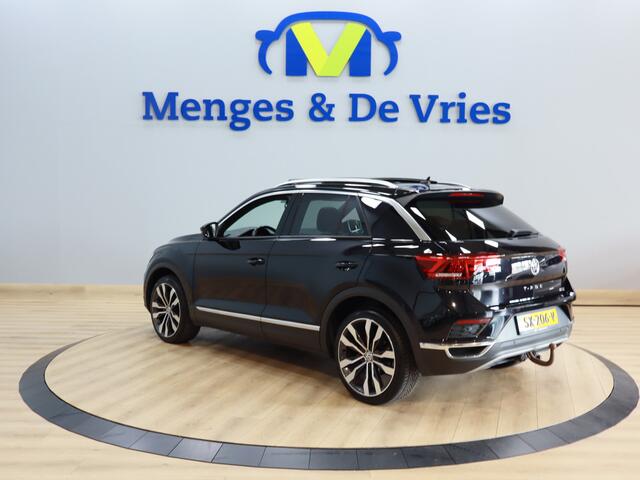 Volkswagen T-ROC 2.0 TSI 4Motion Sport Airco ECC | LED | Panorama | Leer | Virtual | Adaptive Cruise | 19 velgen | Trekhaak | Apple Carplay Android auto | Isofix