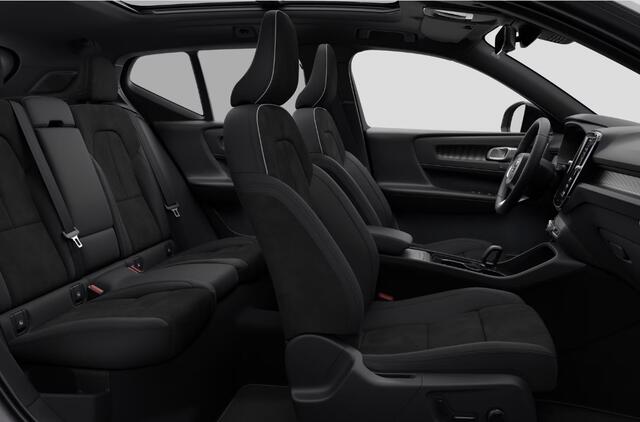 Volvo EX40 252PK Automaat Single Ext. Range Ultra Europa / Panoramadak / Adaptive cruise control / 360 Camera / Elektrisch bedienbare stoelen met geheugen /