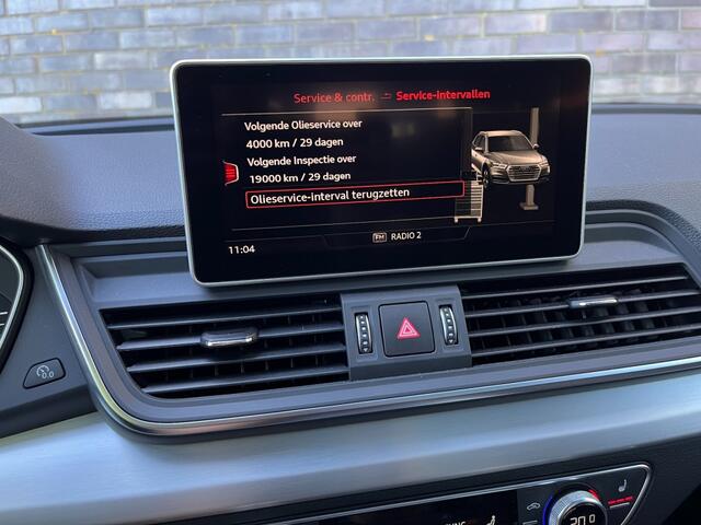 Audi Q5 2.0 TFSI Q. S-LINE - LUCHTVERING - PANO - TREKH. - 20 INCH