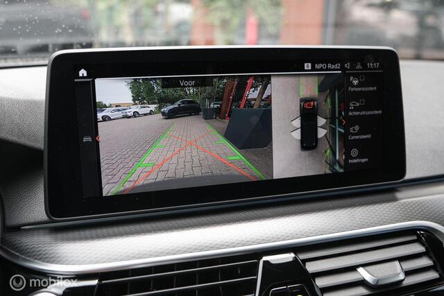 BMW 5-Serie Touring 530e Business Edition Plus | 92% SOH | M- Pakket | Pano | Harman Kardon | Trekhaak | 360 Camera | HUD | ACC | DAB+ | Stoelverwarming