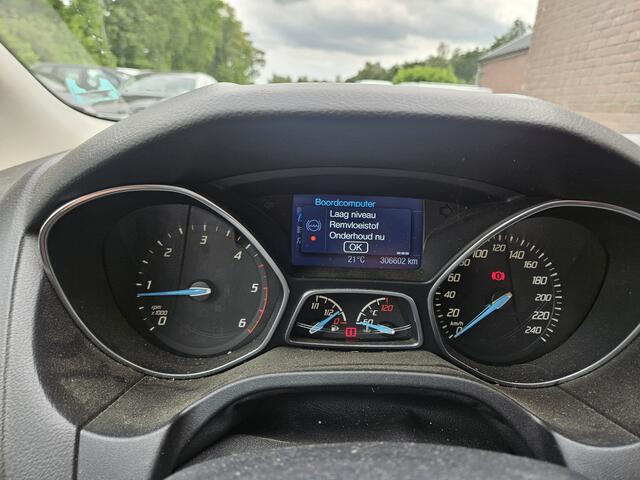 Ford Focus Wagon 1.6 TDCI ECOnetic Lease Titanium