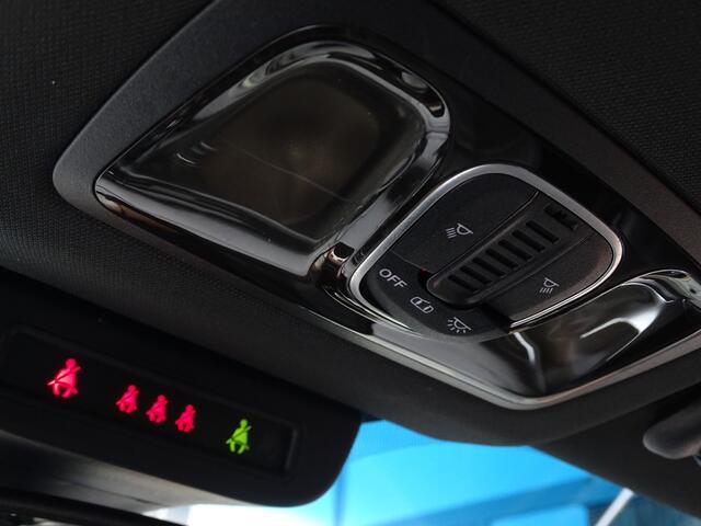 Alfa Romeo Giulietta 1.4 T 170PK MultiAir Super / luxe pakket / LED NAP