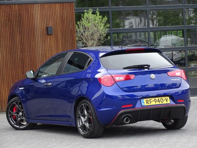 Alfa Romeo Giulietta 1.4 T 170PK MultiAir Super / luxe pakket / LED NAP