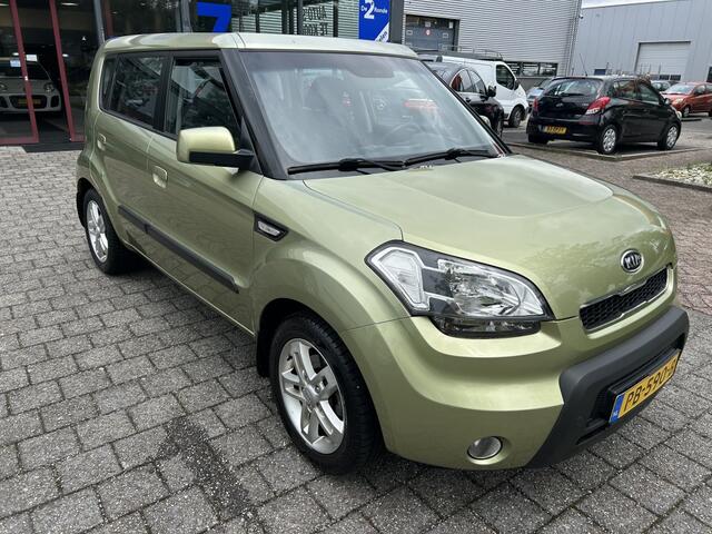 KIA Soul 1.6 X-pect Cool Car Play APK 1-27 BJ 2011 