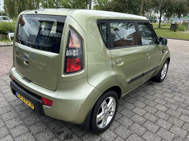 KIA Soul 1.6 X-pect Cool Car Play APK 1-27 BJ 2011 