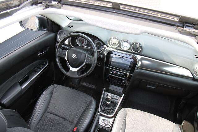 Suzuki Vitara 1.4 140PK AllGrip 4X4 Panoramadak Carplay luxe