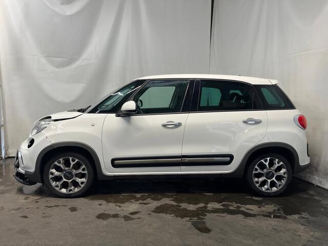 Fiat 500l 0.9 TwinAir Trekking - Front Schade