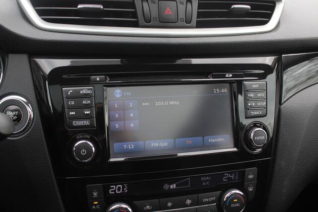 Nissan Qashqai 1.2 Connect Edition / Trekhaak / Camera / Panoramadak / Keyless / Navigatie / 17'' / DAB / Cruise Control /
