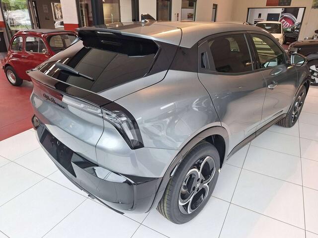 Alfa Romeo Junior 1.2 Turbo Hybrid Ibrida Ti Ti