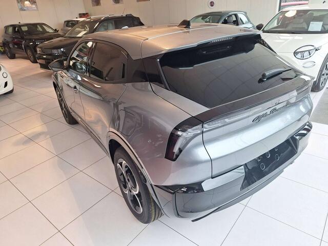 Alfa Romeo Junior 1.2 Turbo Hybrid Ibrida Ti Ti