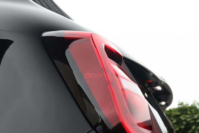 Fiat 500c La Prima 42 kWh | Technology | Winter | 17