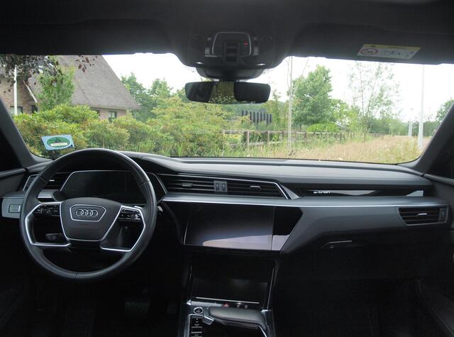 Audi E-Tron Sportback 55 quattro Advanced edition Plus 95 kWh | Panoramadak | Camera | ACC | Apple Carplay | Memory stoelen |