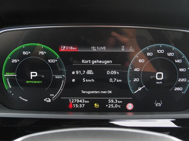 Audi E-Tron Sportback 55 quattro Advanced edition Plus 95 kWh | Panoramadak | Camera | ACC | Apple Carplay | Memory stoelen |