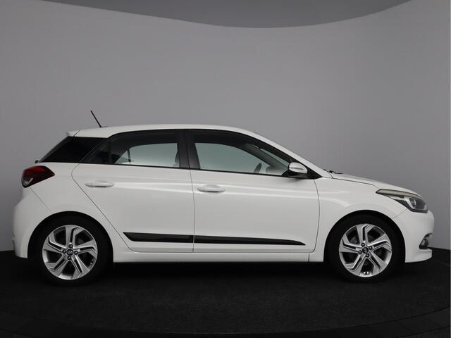 Hyundai I 20 1.0 T-GDI Comfort | Trekhaak | 17'' lichtmetalen velgen |