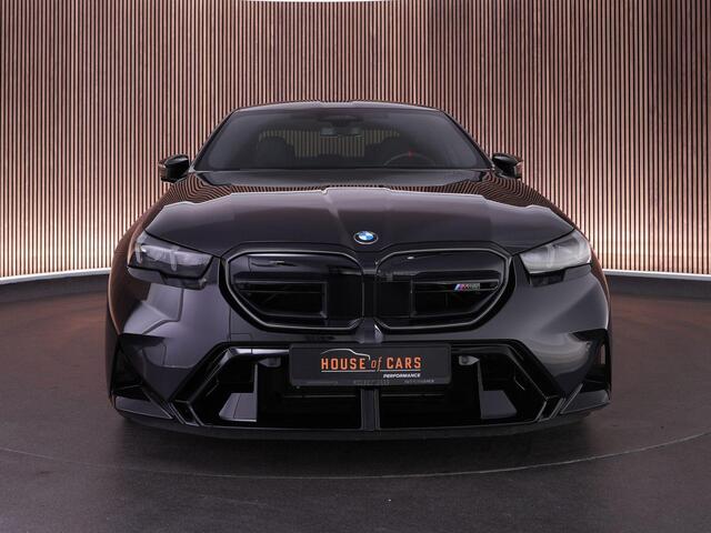 BMW M5 |BTW-auto|Carbon ext.|Bowers&Wilkins|head-up|memory|360 camera|adaptive LED|stoelverkoeling & verwarming|Apple Carplay|